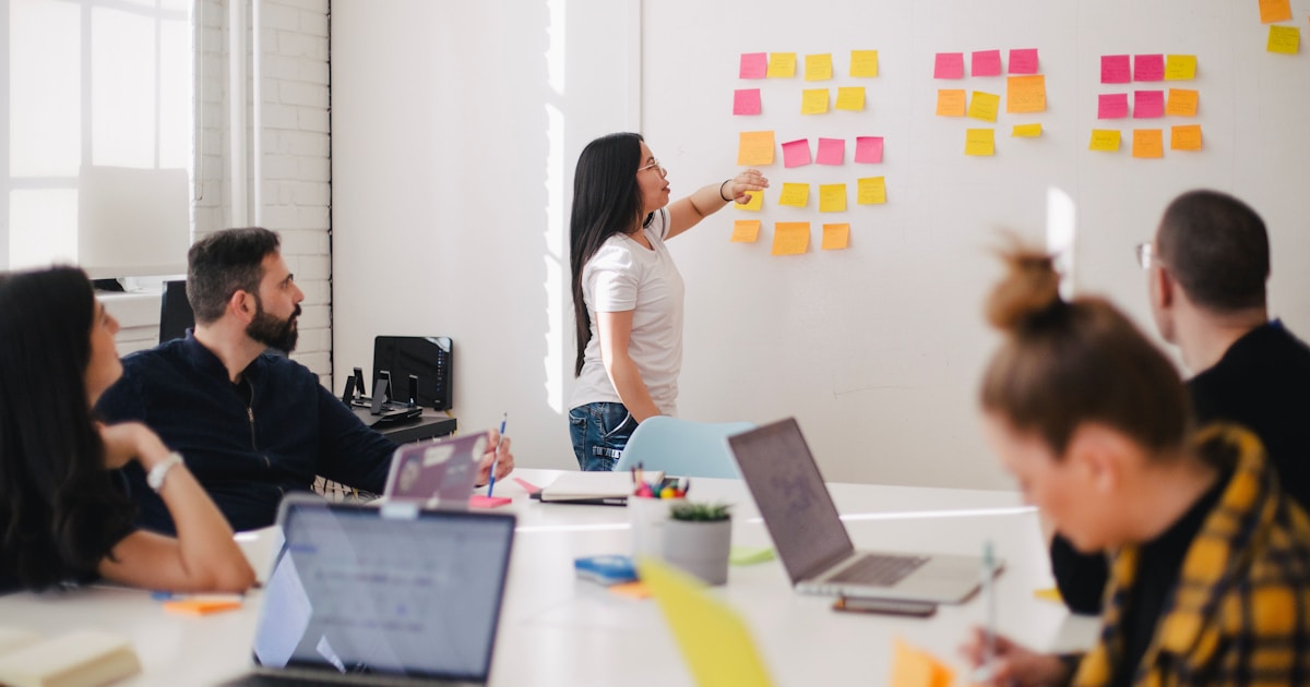 Dashboard showing CRM pipeline with contact records and deal stages — CRM software examples comparison guide